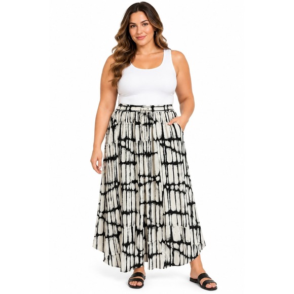 Worthington Dresses & Skirts - Worthington Women's Black White Abstract Print Maxi Skirt Size L NWT